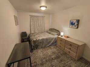 3518 E Richmond Rd, Unit 3518-13 in Richmond, VA - Foto de edificio - Building Photo