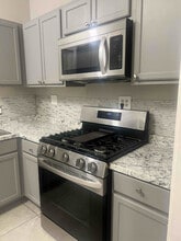 5201 Chico St in Austin, TX - Building Photo - Building Photo