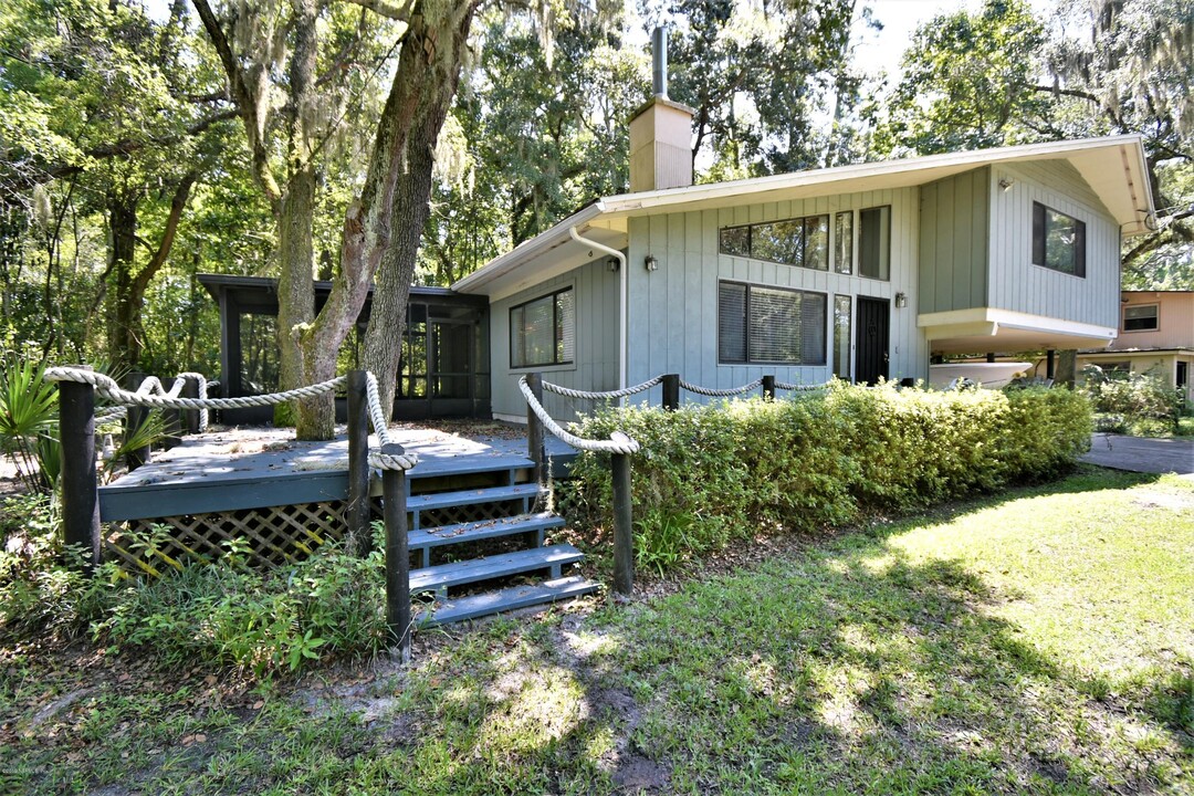 4507 Ortega Farms Cir in Jacksonville, FL - Foto de edificio