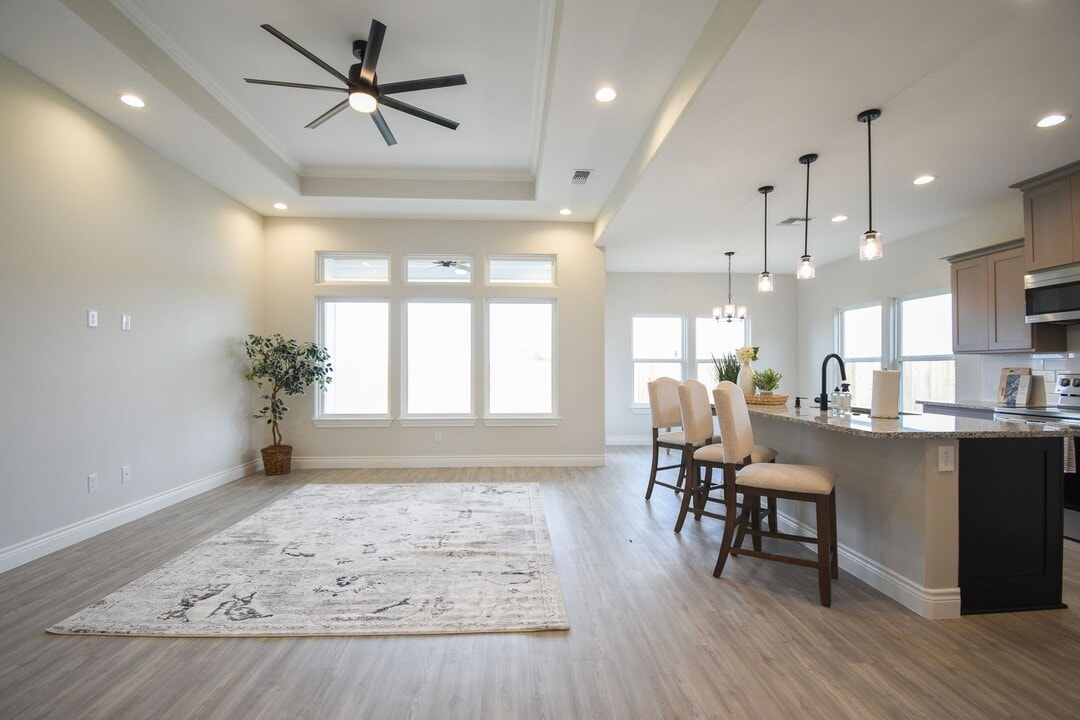 516 Windy Way Dr in Victoria, TX - Building Photo