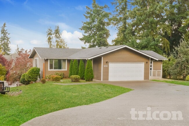 property at 522 64th Ave Ct E