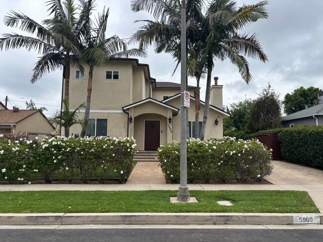 property at 5960 Balcom Ave