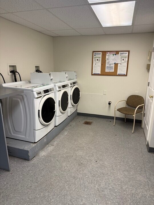 128 Atlantic Ave in Revere, MA - Building Photo