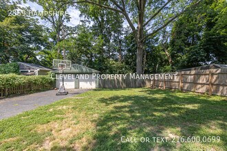 2869 Hampshire Rd in Cleveland Heights, OH - Building Photo - Building Photo