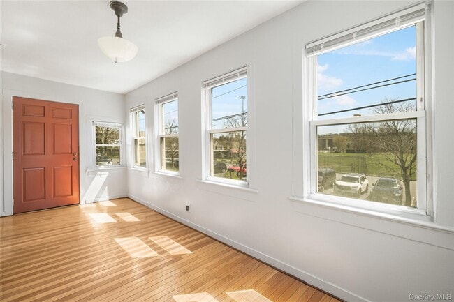 33 Hopper St in Pleasantville, NY - Building Photo - Building Photo