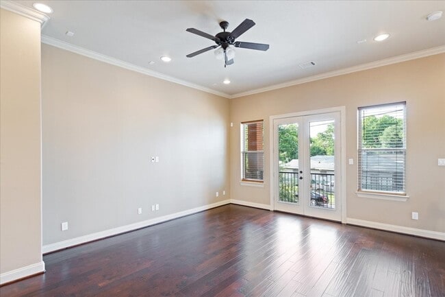 property at 1520 Amundsen St