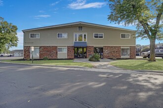 Lakeview Apartments in Kalamazoo, MI - Foto de edificio - Building Photo