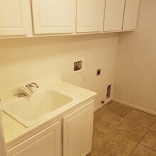 35674 Yellowstone St in Winchester, CA - Building Photo - Building Photo