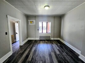 126 N Penn St in Allentown, PA - Building Photo