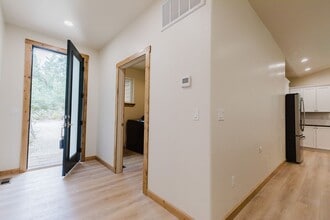 Beautiful New Construction Mountain Retreat in Cloudcroft, NM - Building Photo - Building Photo