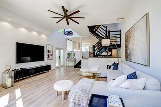 3024 NE 49th St in Fort Lauderdale, FL - Building Photo - Building Photo