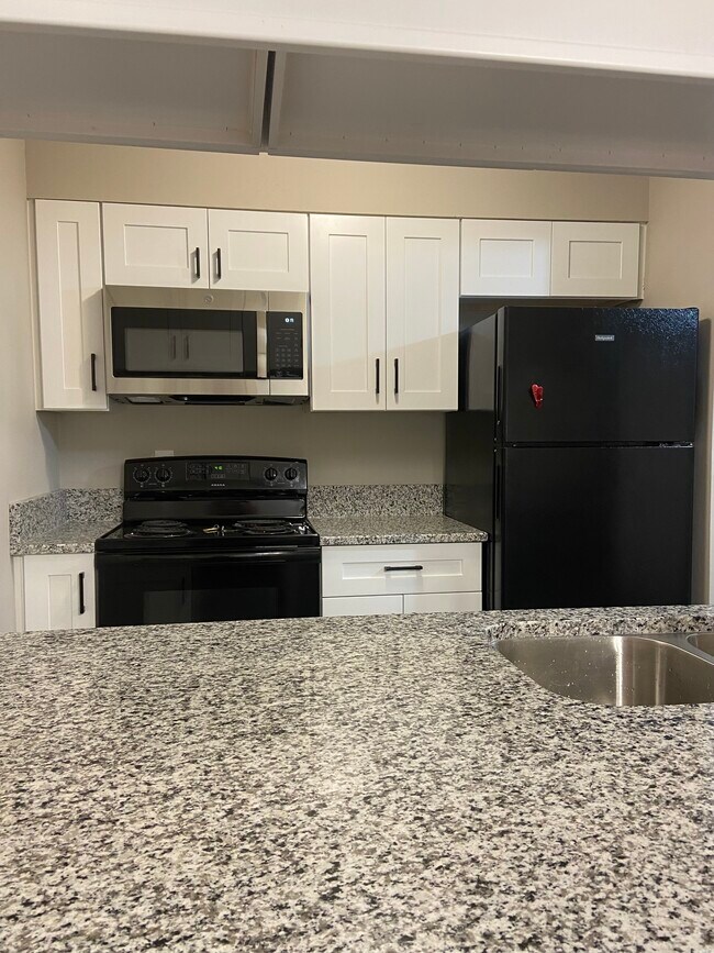 1425 Mineral Springs Rd, Unit 7 in Dalton, GA - Foto de edificio - Building Photo