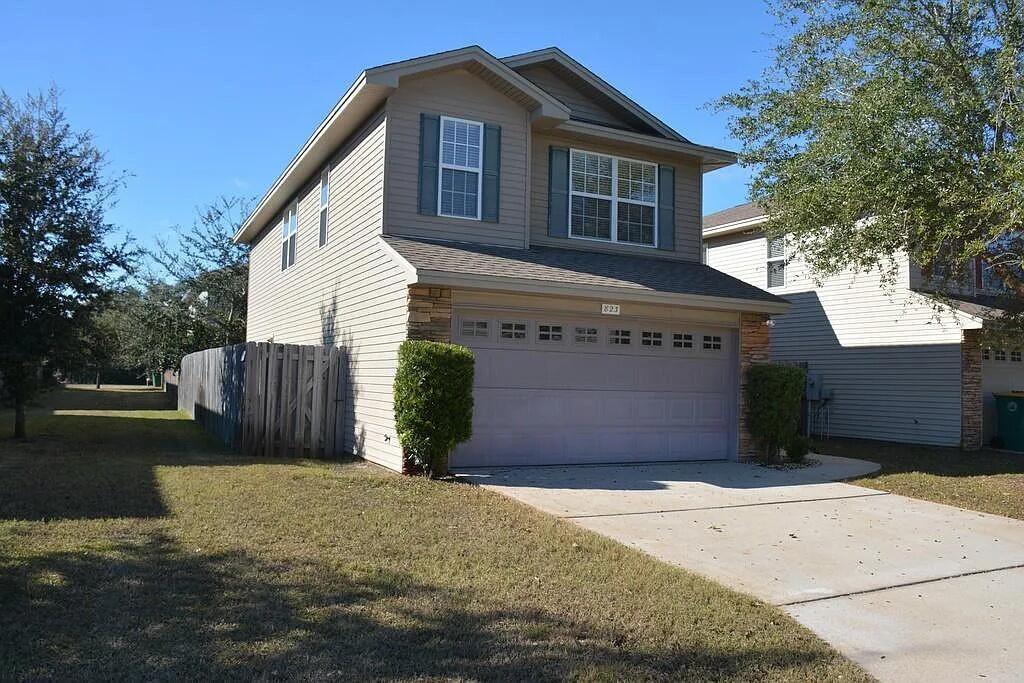 823 Sugar Plum Ln in Shalimar, FL - Building Photo