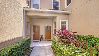 3790 Parkridge Cir in Sarasota, FL - Building Photo - Building Photo