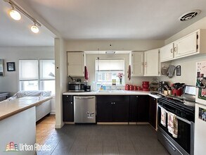2707 W Berwyn Ave, Unit J03W in Chicago, IL - Building Photo - Building Photo