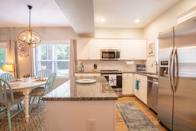 4136 Vanessa Dr SE in Southport, NC - Building Photo - Building Photo