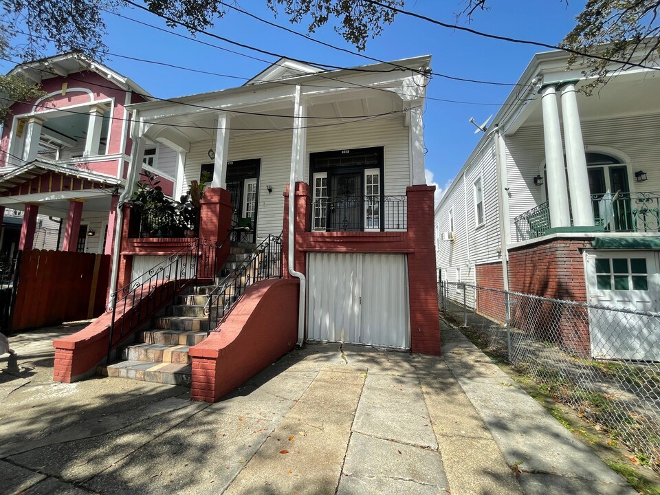 4315 S Carrollton Ave in New Orleans, LA - Building Photo