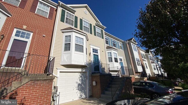 3230 Halcyon Ct in Ellicott City, MD - Building Photo - Building Photo