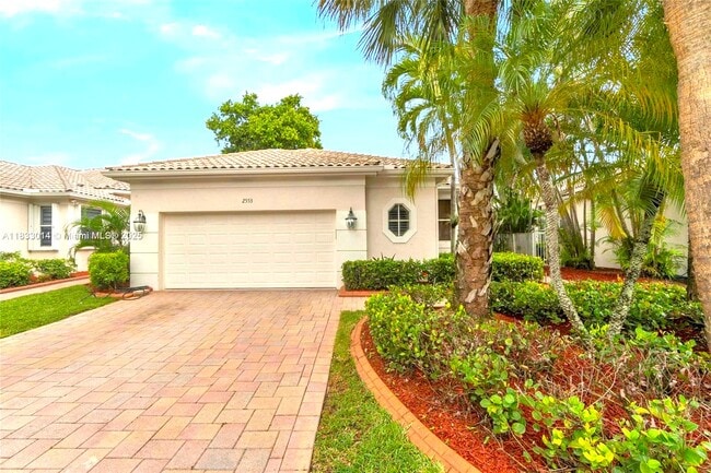 property at 2553 Bay Pointe Dr