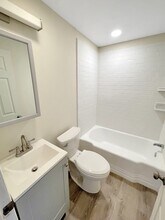32 Harwood St in Lynn, MA - Building Photo - Building Photo