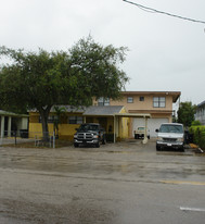 808 NW 19th St Apartments