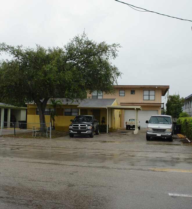 808 NW 19th St in Fort Lauderdale, FL - Building Photo