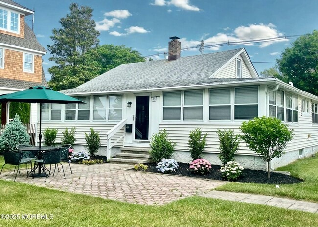 property at 317 Philadelphia Blvd