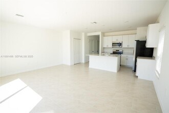 4264 Cirella Ct in North Fort Myers, FL - Building Photo - Building Photo