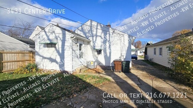 3431 Center Dr in Parma, OH - Building Photo - Building Photo
