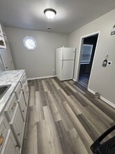 240 N W Pl in Salina, KS - Building Photo - Building Photo