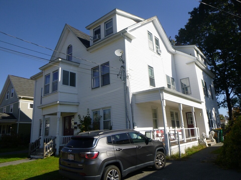 363 Broadway in North Attleboro, MA - Building Photo