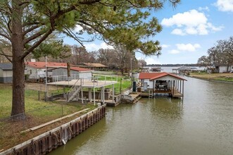 251 Southlake Dr. in Mabank, TX - Building Photo - Building Photo