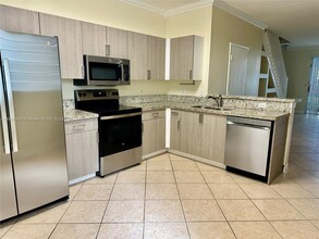 3875 San Simeon Cir in Weston, FL - Building Photo - Building Photo