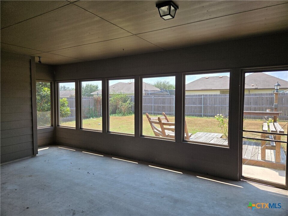 1054 Mellow Breeze in New Braunfels, TX - Building Photo