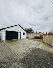 1414 S 38th St in Tacoma, WA - Building Photo - Building Photo