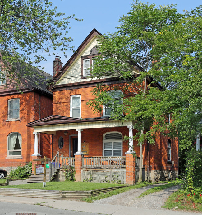 224 Hess St S in Hamilton, ON - Building Photo - Primary Photo