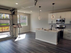 4075 S Teller St in Lakewood, CO - Building Photo - Building Photo