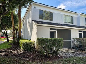 5503 Pageant Pl in Margate, FL - Building Photo - Building Photo