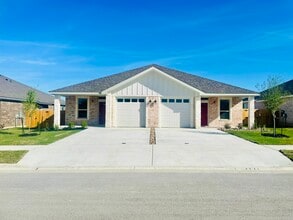 5111 Rose Gdn Lp in Killeen, TX - Building Photo - Building Photo