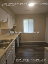3235 Chaparral Dr in Cave Spring, VA - Building Photo - Building Photo