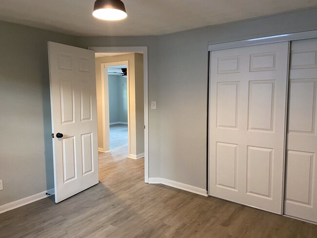property at 9424-9424 Peachtree St