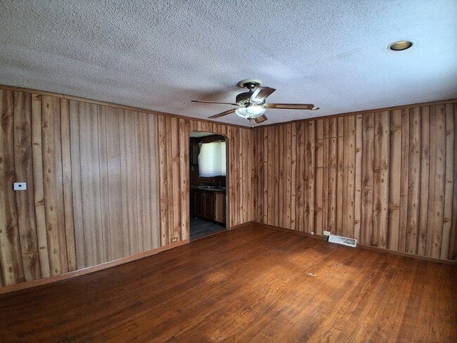 134 S Griffin St in Danville, IL - Building Photo - Building Photo