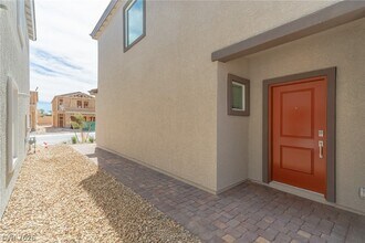 9952 Oliver Hls Ave in Las Vegas, NV - Building Photo - Building Photo