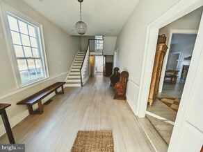 12601 Southern Maryland Blvd in Dunkirk, MD - Foto de edificio - Building Photo