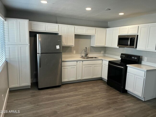 5027 N 16th Ave in Phoenix, AZ - Building Photo - Building Photo
