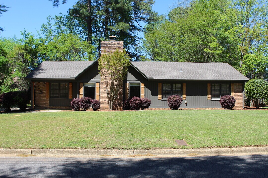 900 Heritage Dr in Tuscaloosa, AL - Foto de edificio