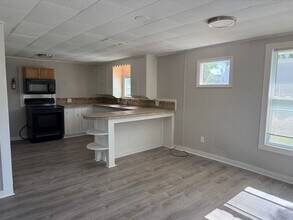 3701 16th St W in Bradenton, FL - Building Photo - Building Photo