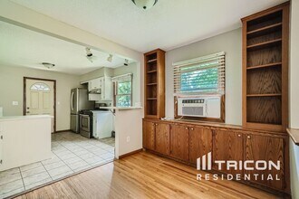 619 3rd Ave E in Shakopee, MN - Building Photo - Building Photo