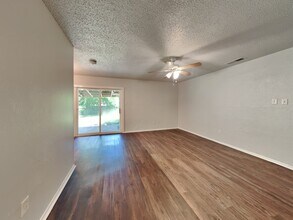 1202 Neptune Dr in Cedar Hill, TX - Building Photo - Building Photo