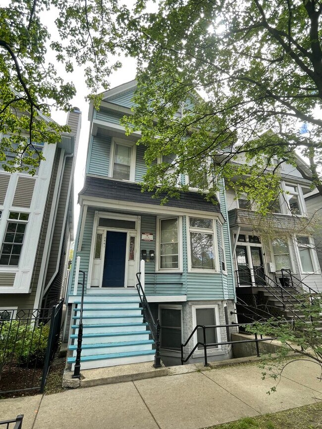 property at 2841 N Racine Ave